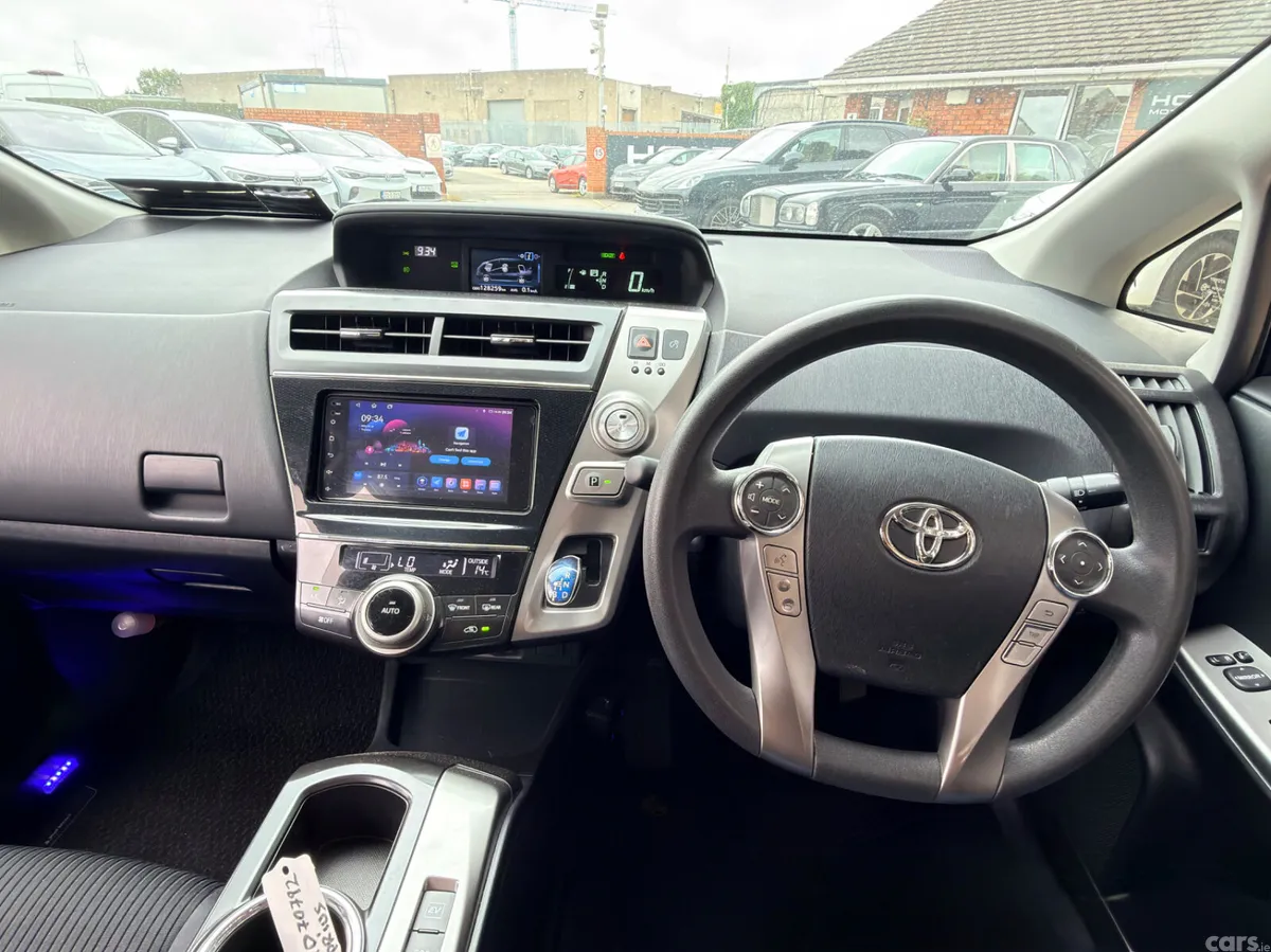 Toyota Prius MPV, Petrol Hybrid, 2016, Black