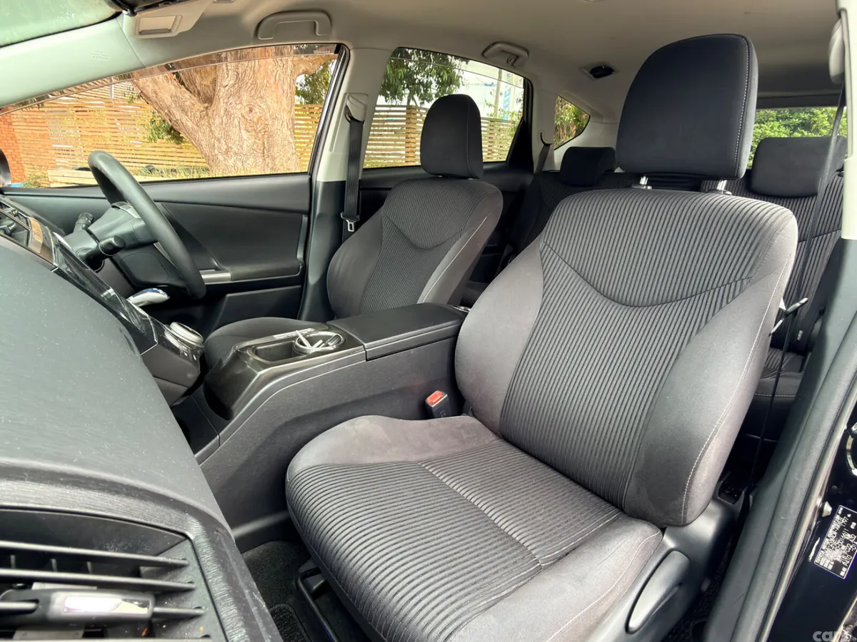 Toyota Prius MPV, Petrol Hybrid, 2016, Black