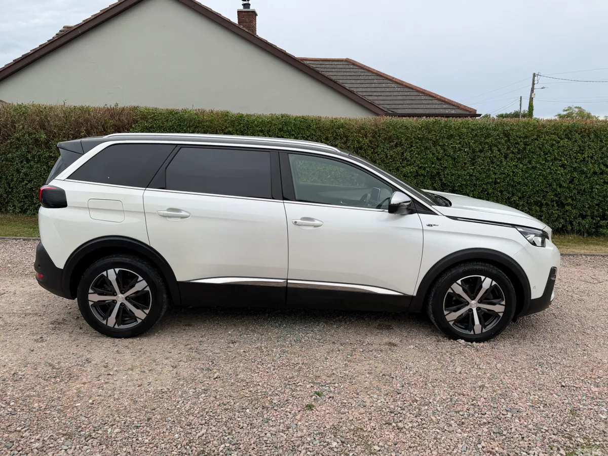 Peugeot 5008 SUV, Diesel, 2018, White