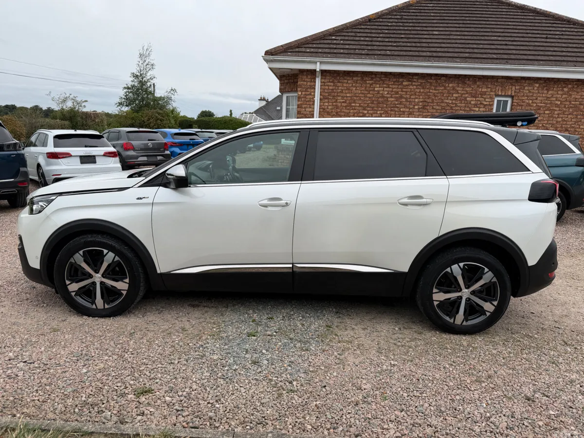 Peugeot 5008 SUV, Diesel, 2018, White