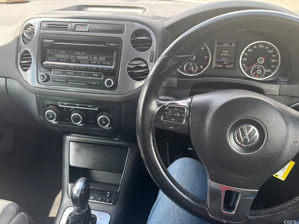 Volkswagen Tiguan SUV, Diesel, 2013, Silver