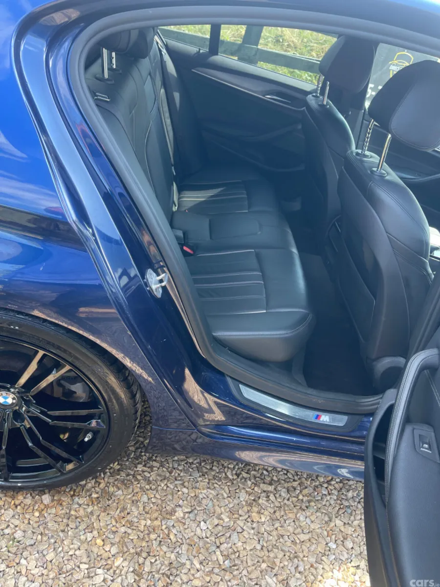 BMW 5-Series Saloon, Diesel, 2018, Blue