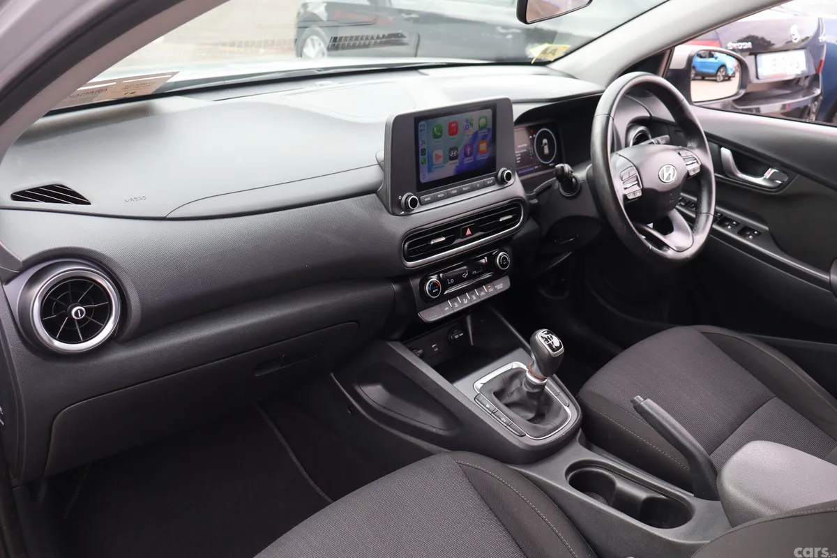 Hyundai KONA MPV, Petrol, 2022, Grey