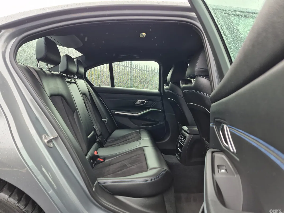 BMW 3-Series Saloon, Petrol Plug-in Hybrid, 2023, Grey