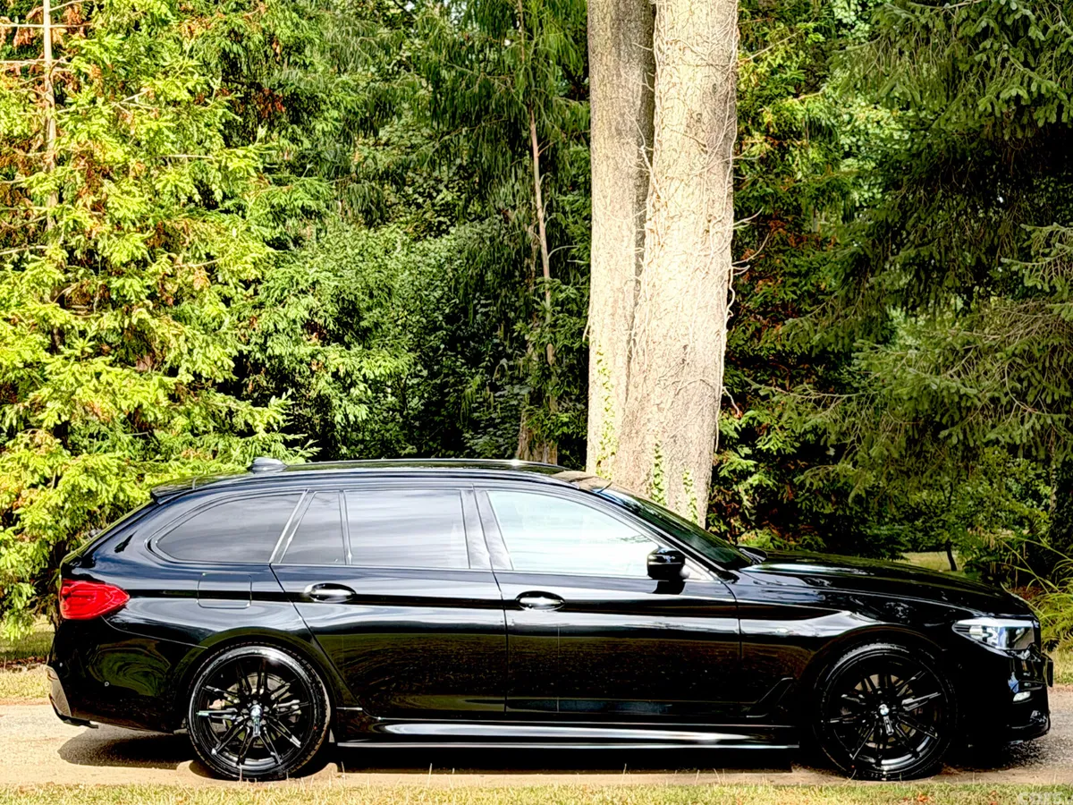 BMW 5-Series Estate, Diesel, 2018, Black