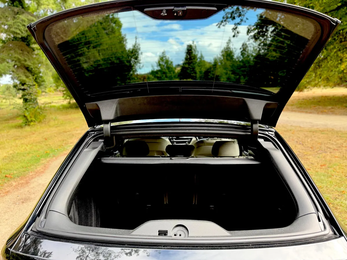 BMW 5-Series Estate, Diesel, 2018, Black
