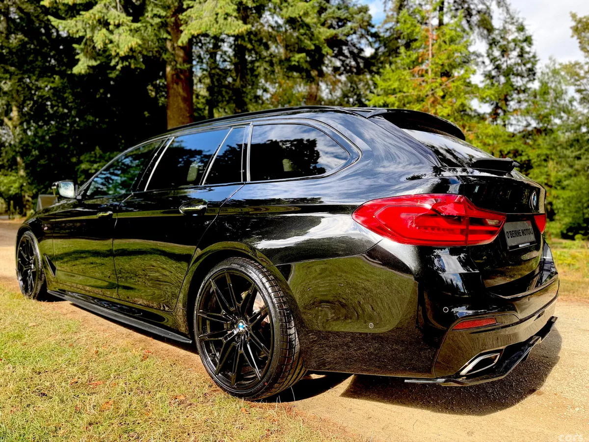 BMW 5-Series Estate, Diesel, 2018, Black