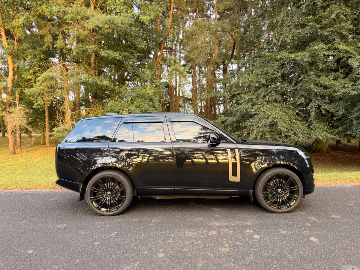 Land Rover Range Rover SUV, Petrol Plug-in Hybrid, 2023, Black
