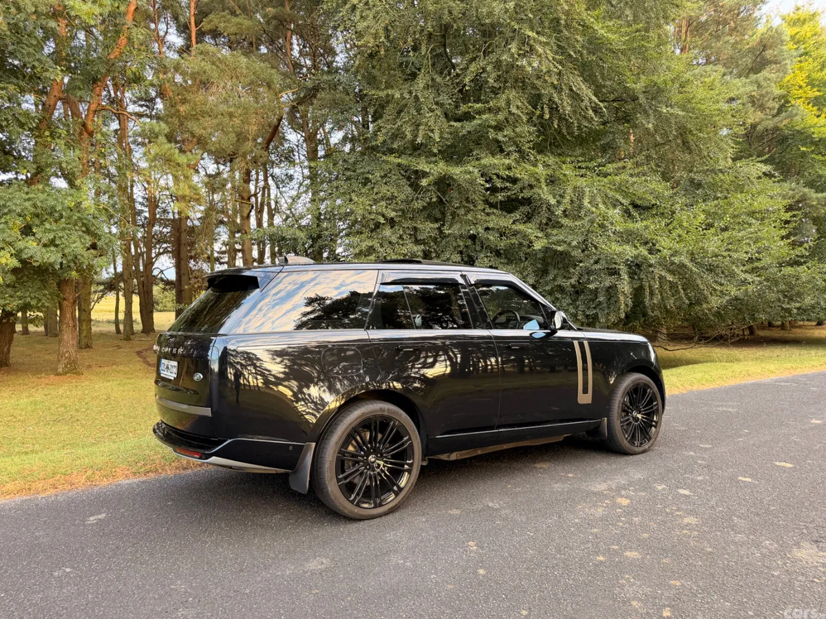 Land Rover Range Rover SUV, Petrol Plug-in Hybrid, 2023, Black