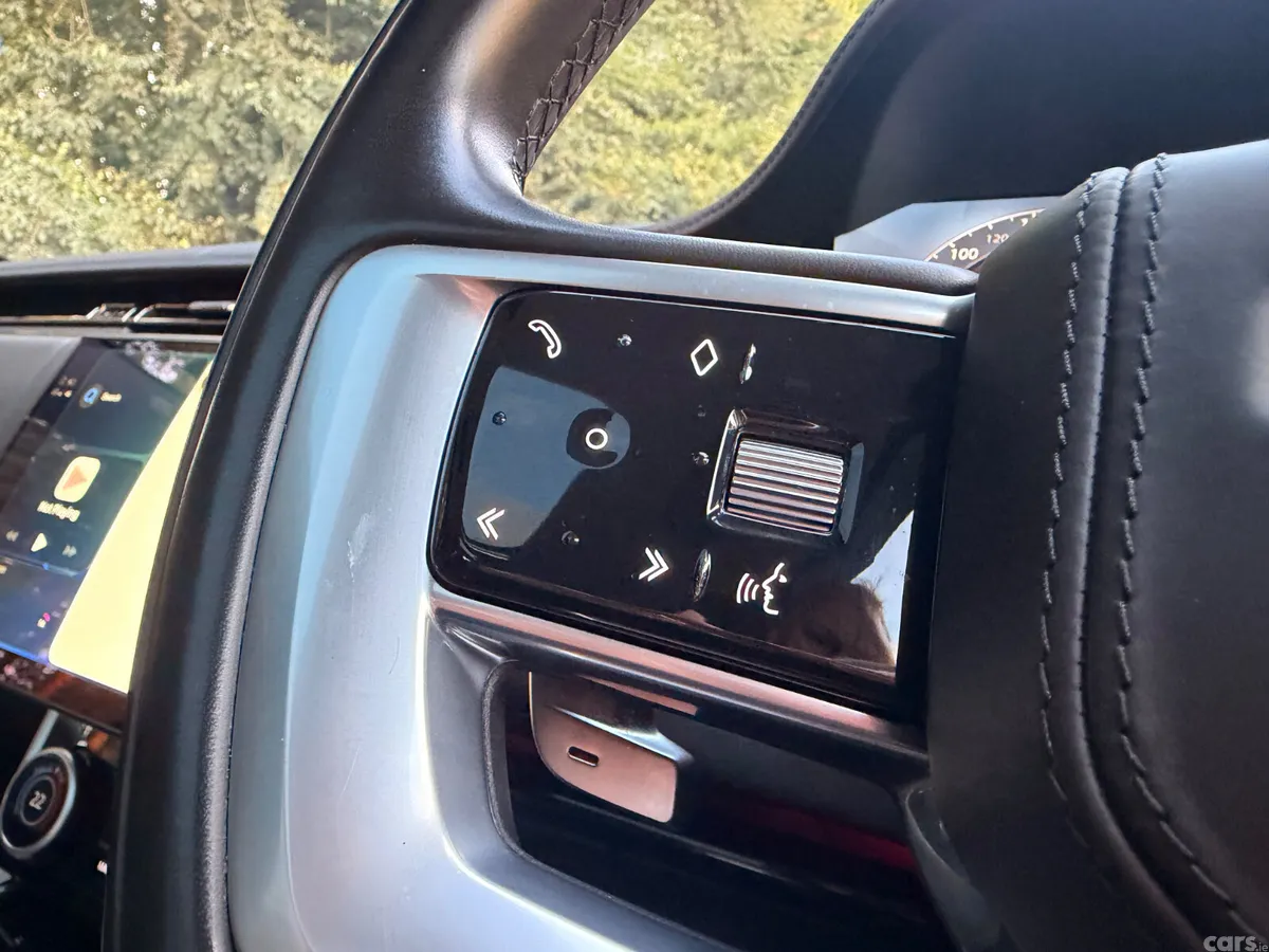 Land Rover Range Rover SUV, Petrol Plug-in Hybrid, 2023, Black