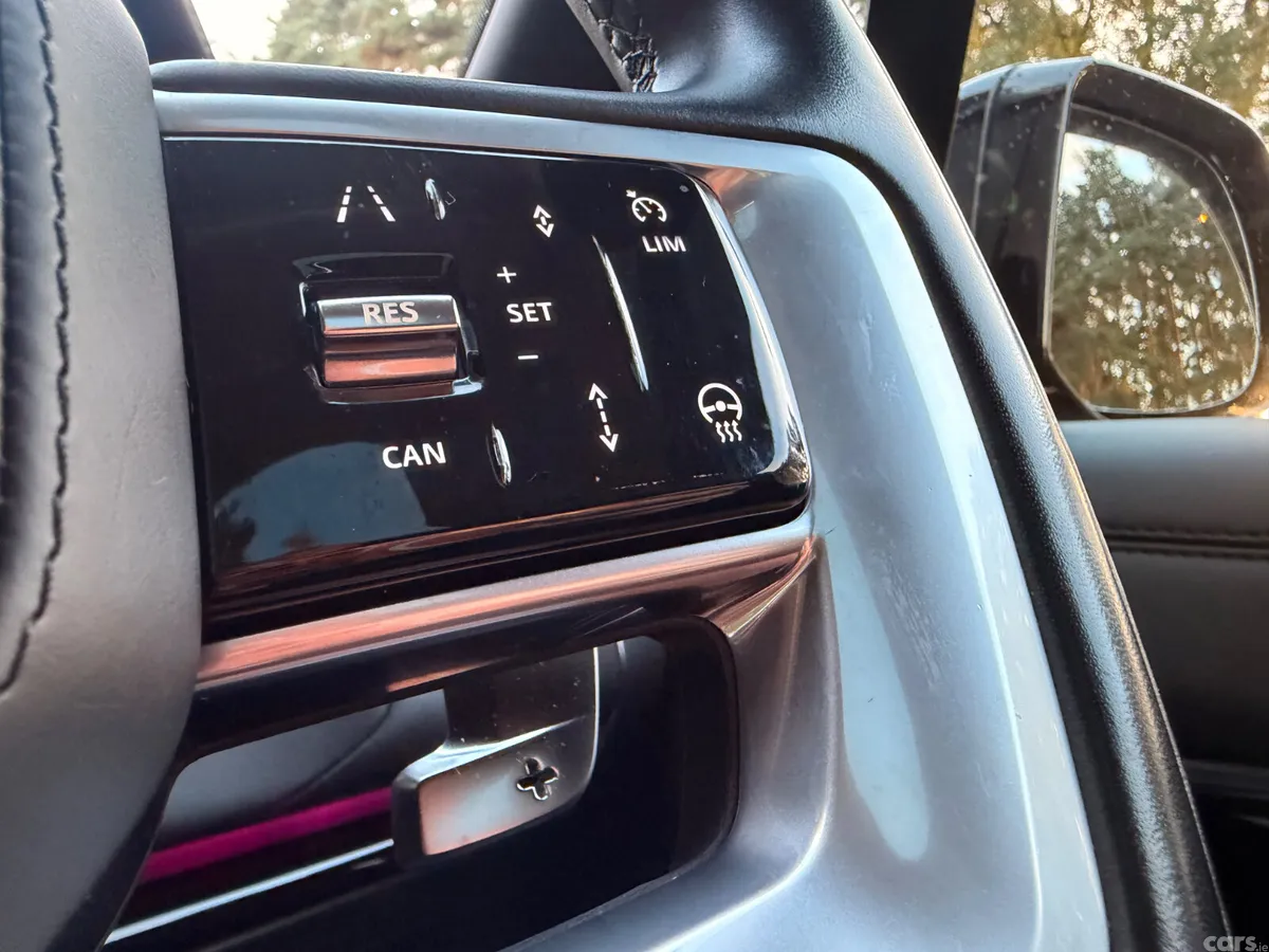 Land Rover Range Rover SUV, Petrol Plug-in Hybrid, 2023, Black
