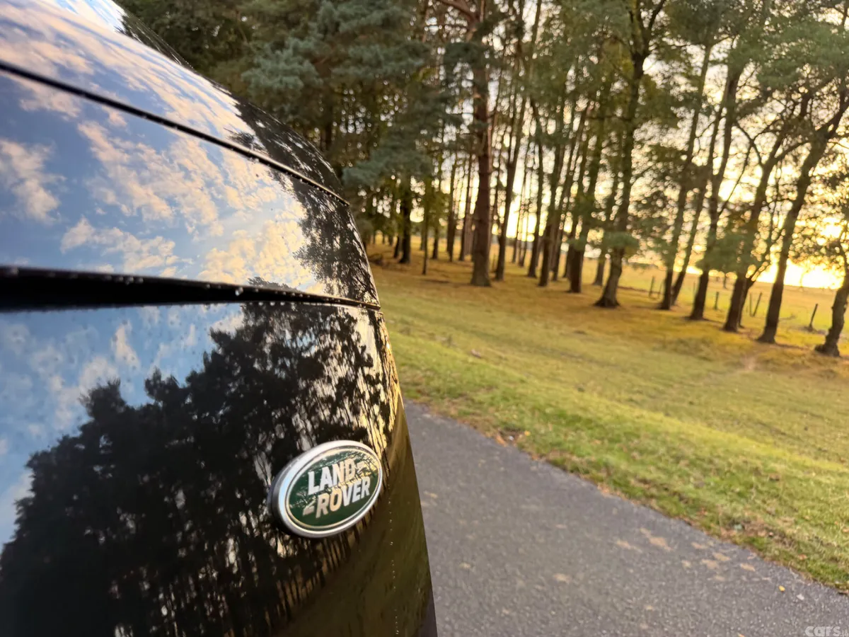 Land Rover Range Rover SUV, Petrol Plug-in Hybrid, 2023, Black