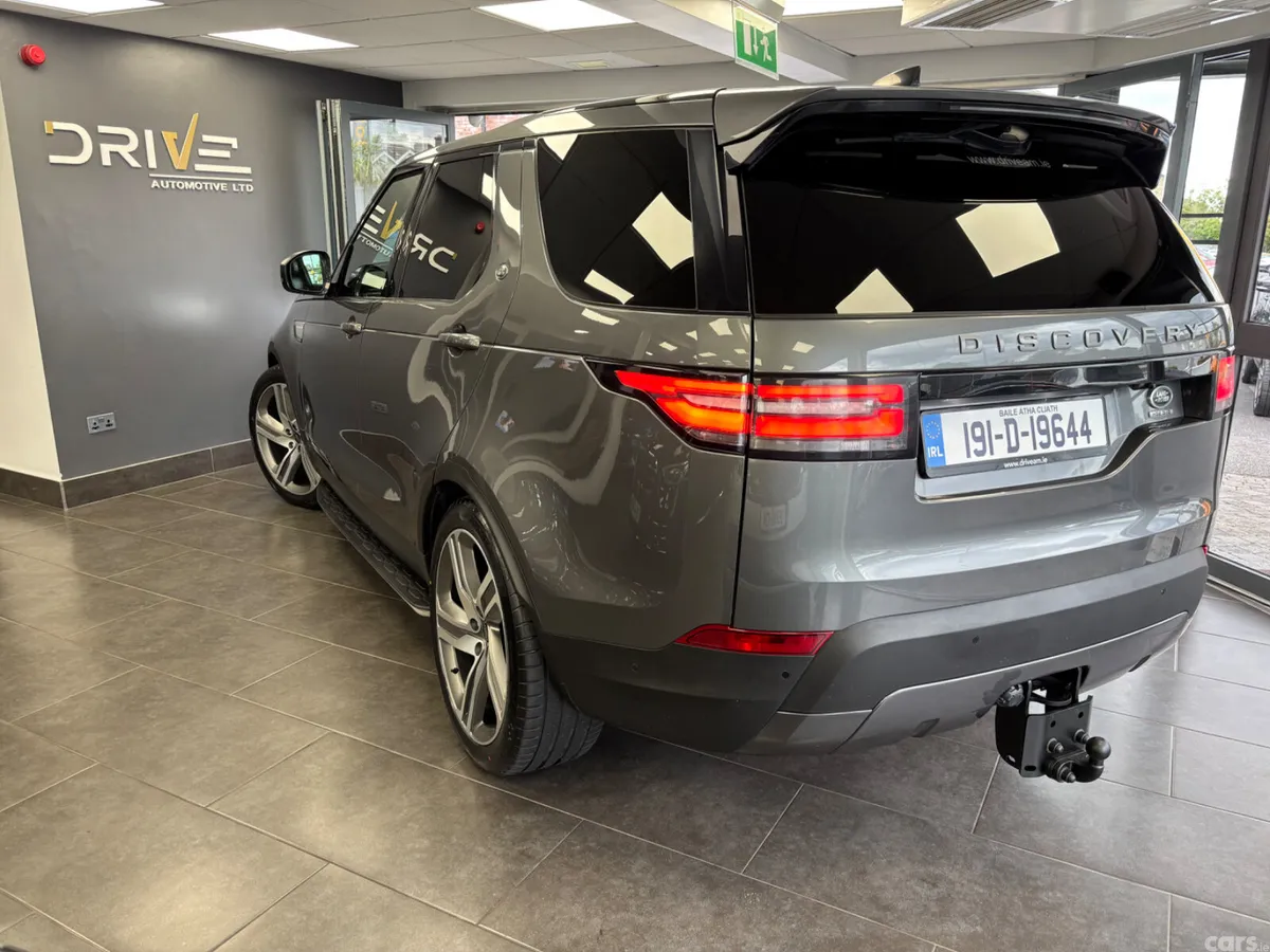 Land Rover Discovery SUV, Diesel, 2019, Grey