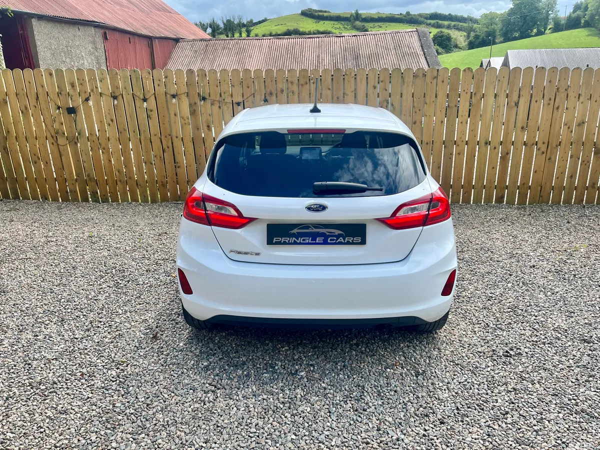 Ford Fiesta Hatchback, Petrol, 2020, White