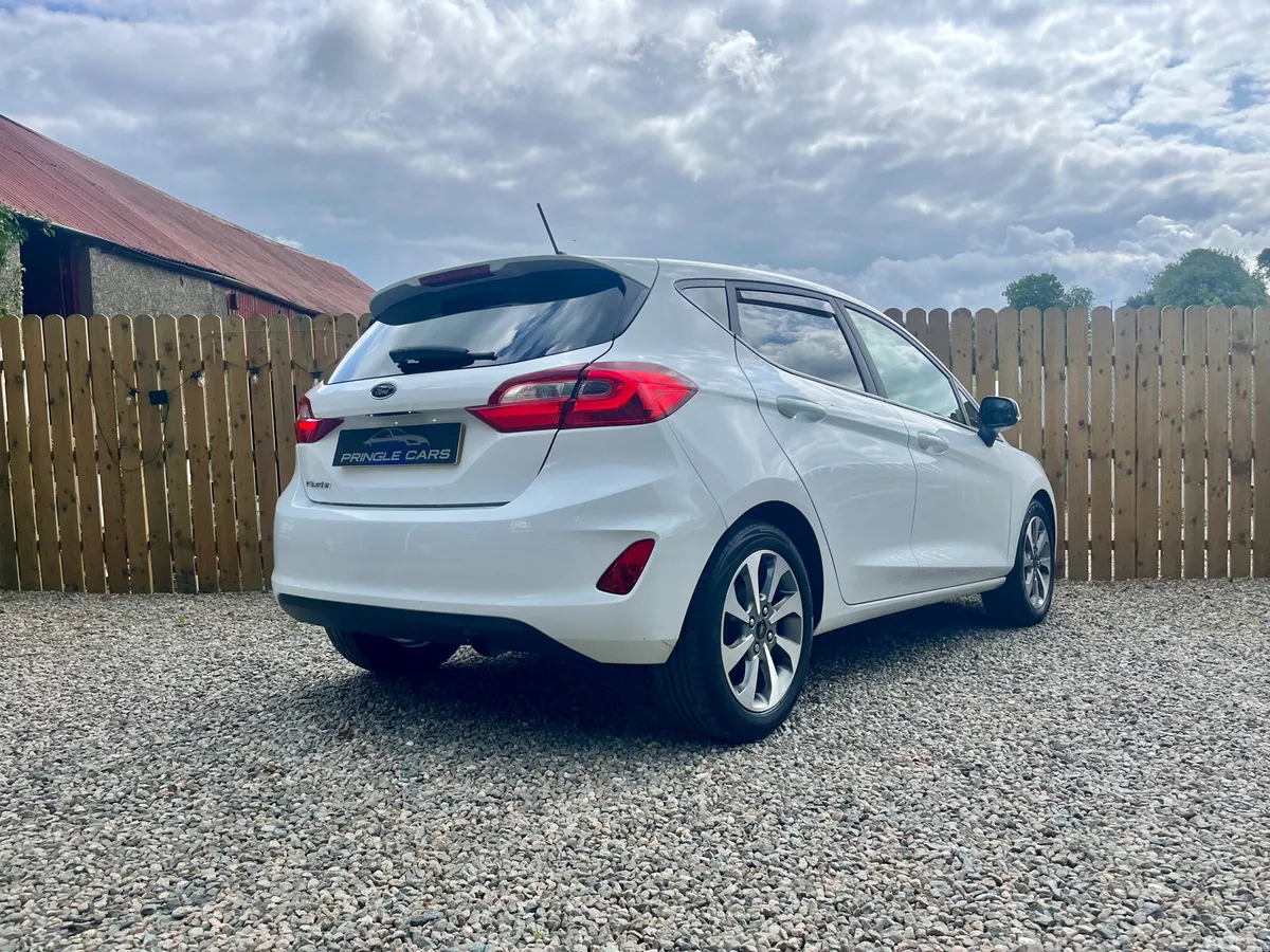 Ford Fiesta Hatchback, Petrol, 2020, White
