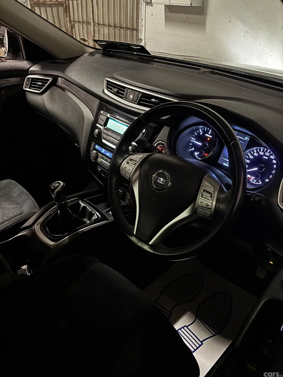 Nissan X-Trail SUV, Diesel, 2016, Silver