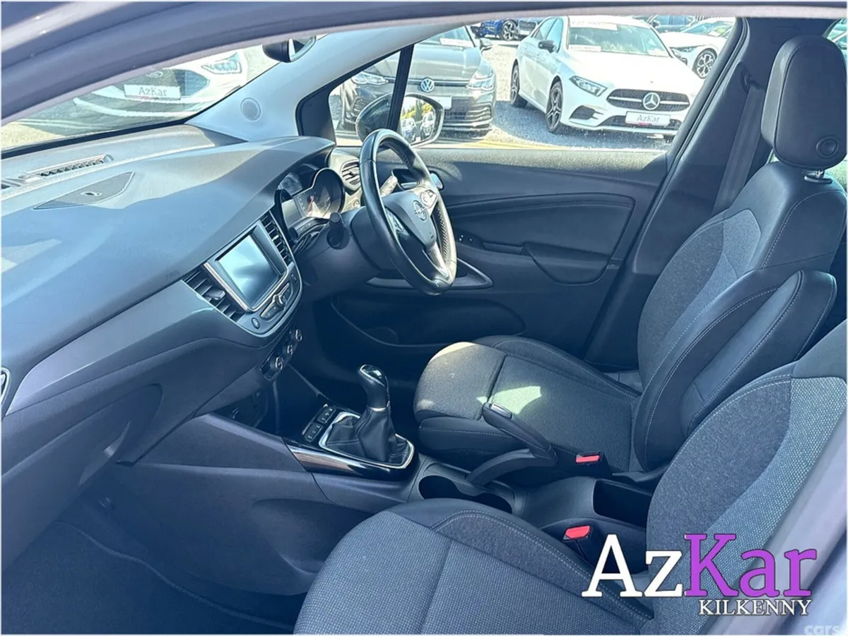 Opel Crossland X Hatchback, Petrol, 2022, Grey