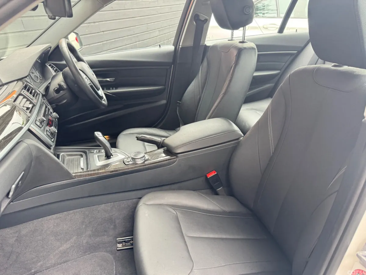 BMW 3-Series Saloon, Diesel, 2015, White