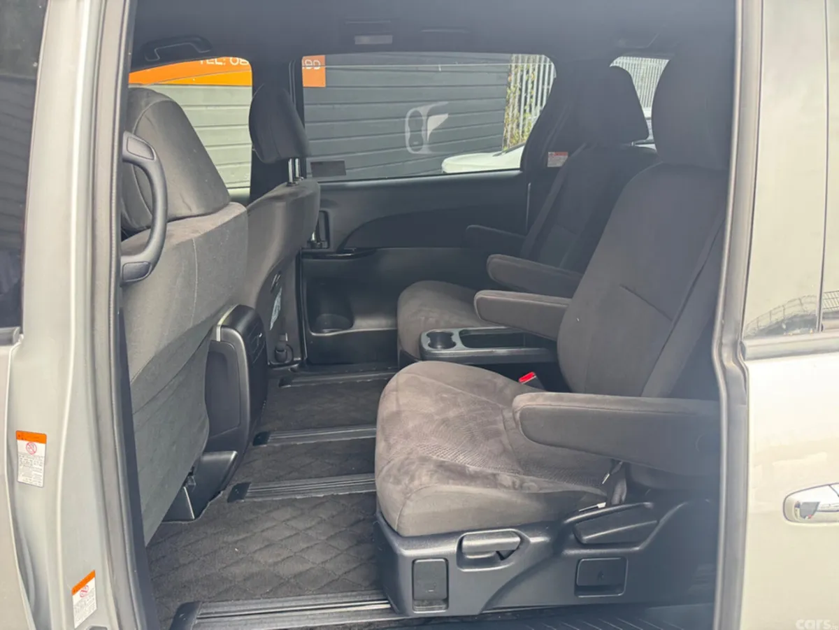 Toyota Estima MPV, Petrol Hybrid, 2018, Silver