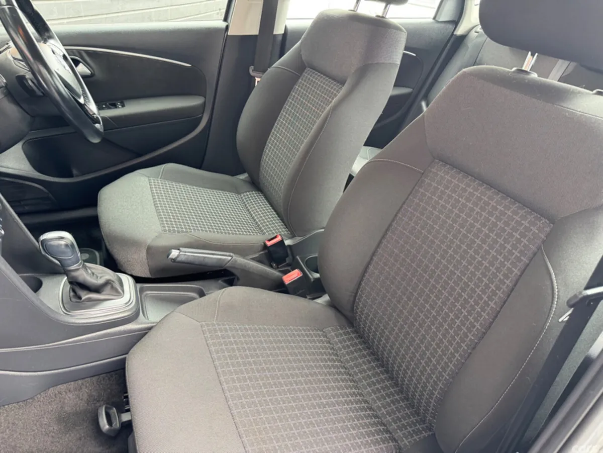 Volkswagen Polo Hatchback, Petrol, 2015, Silver
