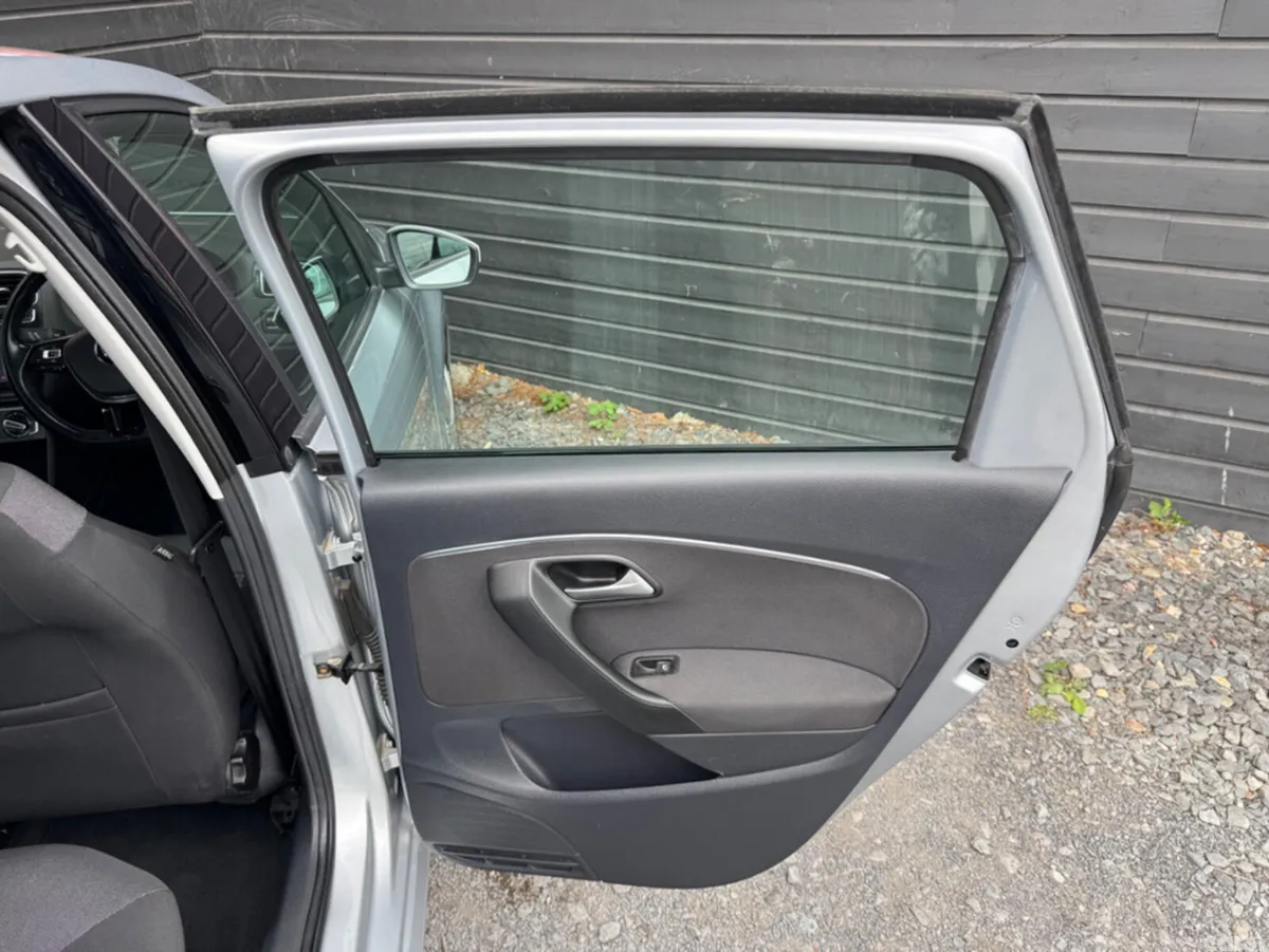 Volkswagen Polo Hatchback, Petrol, 2015, Silver