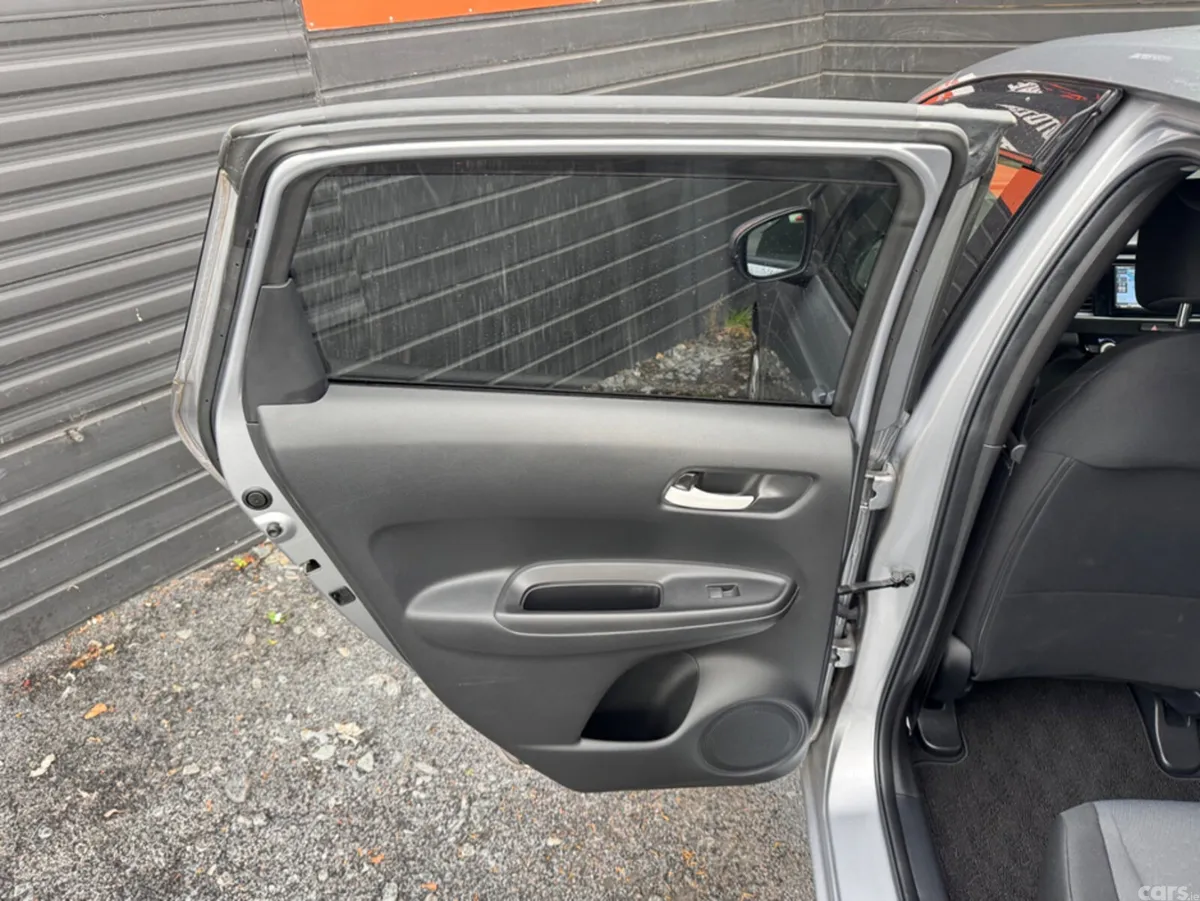 Honda Fit Hatchback, Petrol Hybrid, 2020, Grey