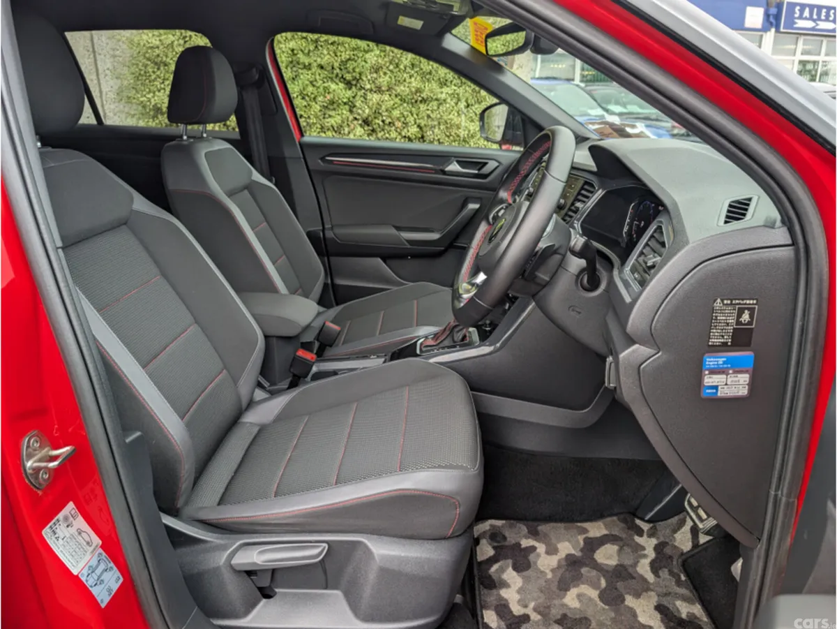 Volkswagen T-Roc SUV, Diesel, 2021, Red