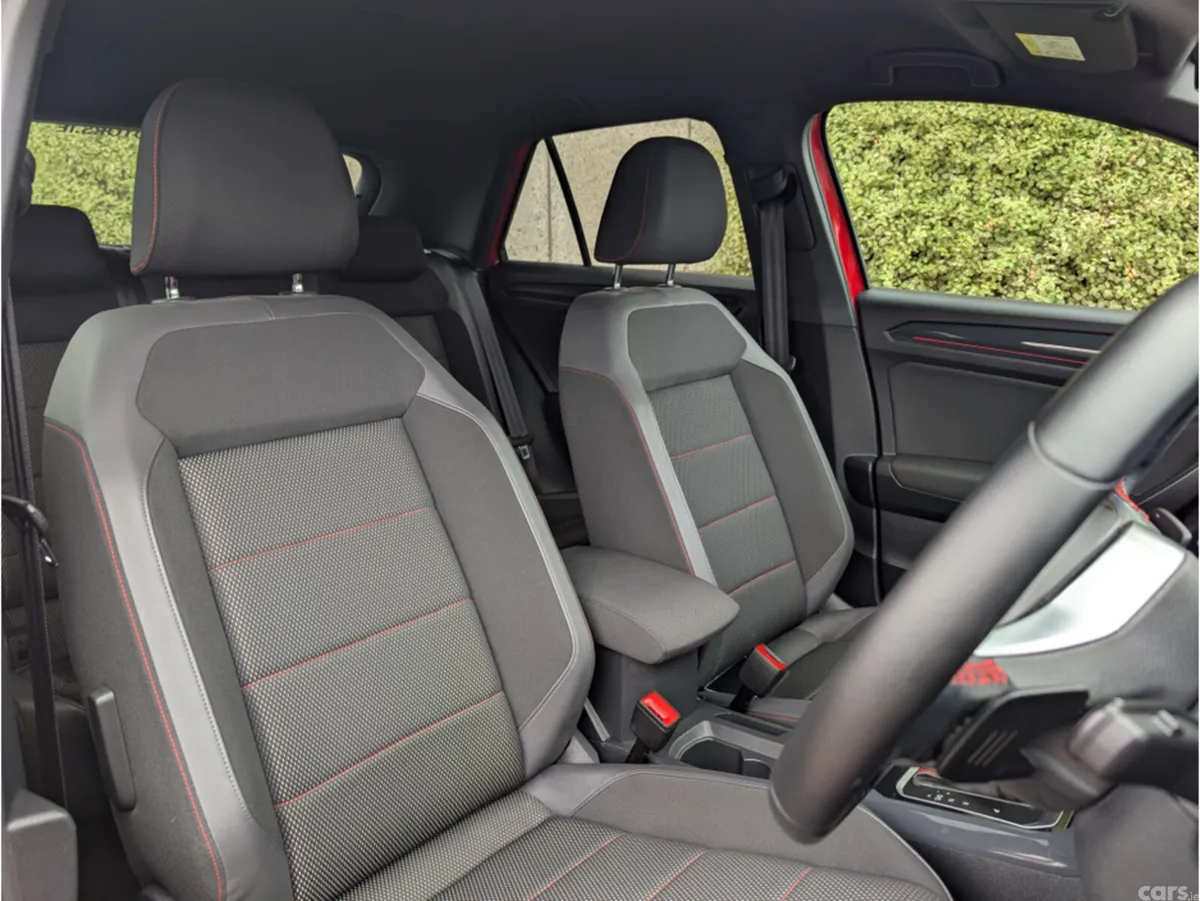 Volkswagen T-Roc SUV, Diesel, 2021, Red