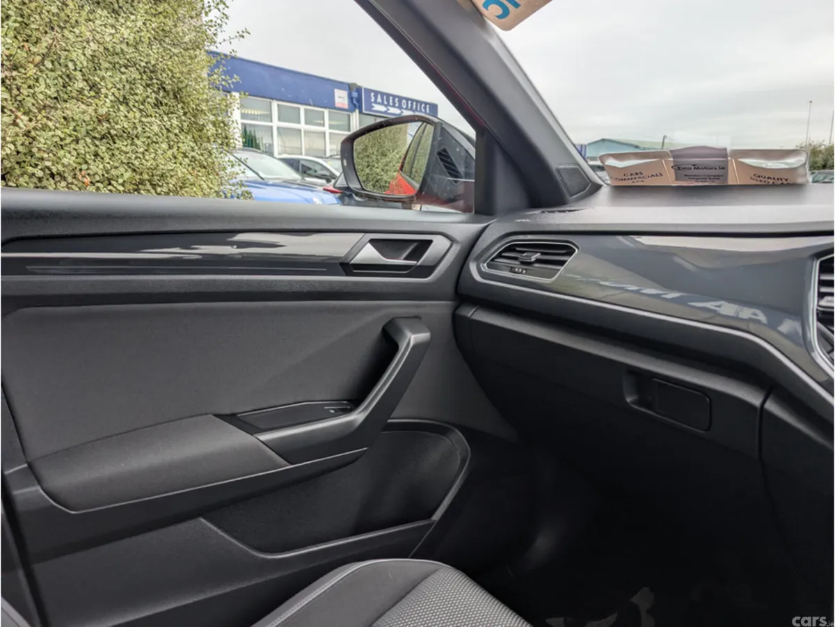 Volkswagen T-Roc SUV, Diesel, 2021, Red