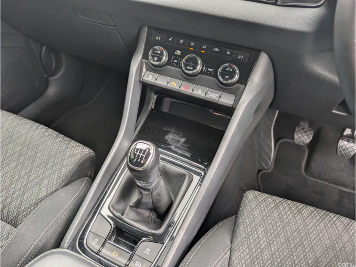 Skoda Karoq SUV, Diesel, 2024, Black