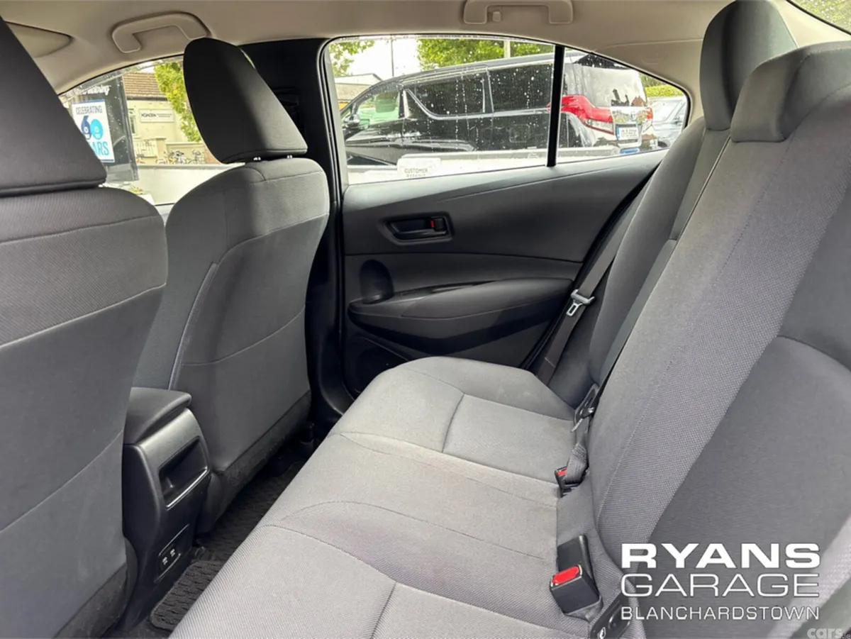 Toyota Corolla Saloon, Petrol Hybrid, 2021, White