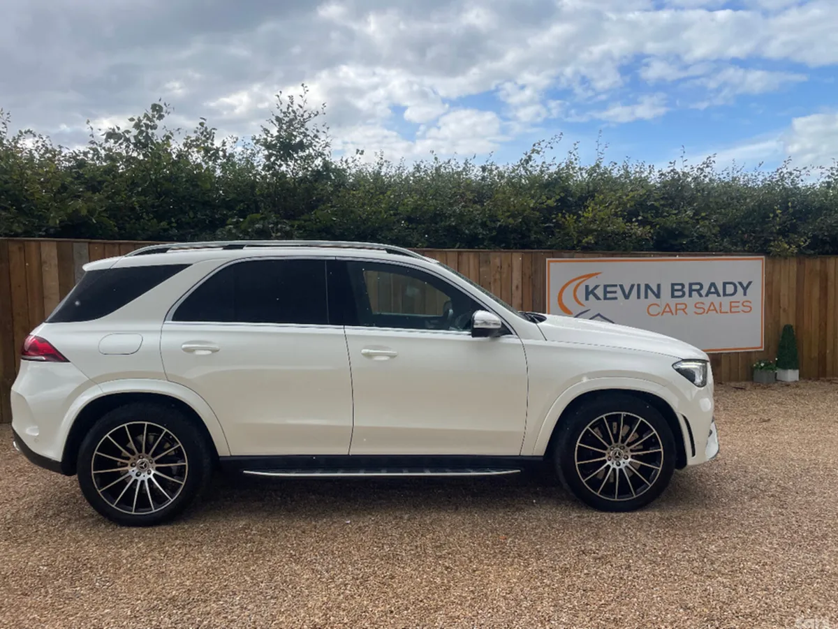 Mercedes-Benz GLE SUV, Diesel Plug-in Hybrid, 2022, White
