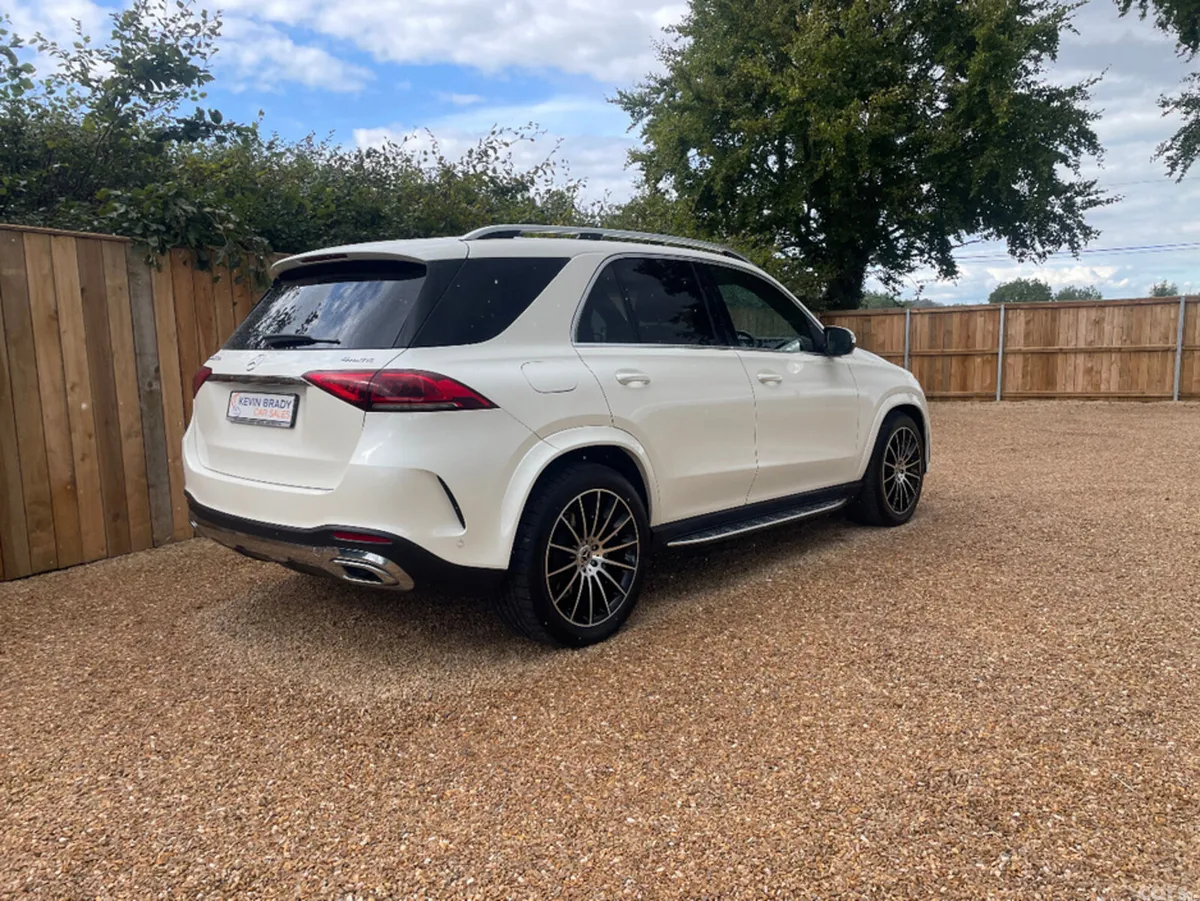 Mercedes-Benz GLE SUV, Diesel Plug-in Hybrid, 2022, White
