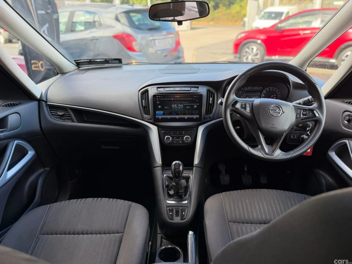 Opel Zafira MPV, Diesel, 2018, Black