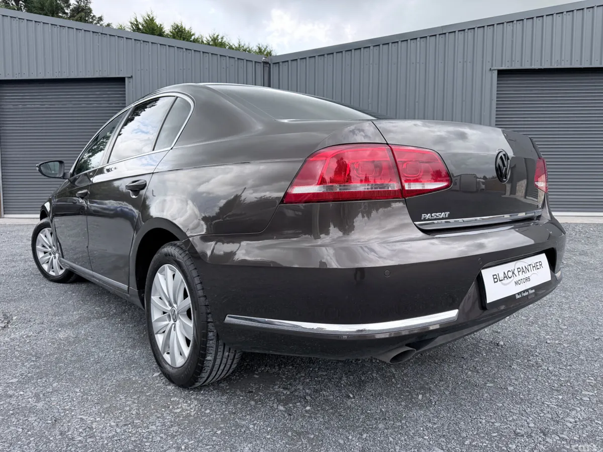 Volkswagen Passat Saloon, Diesel, 2014, Brown