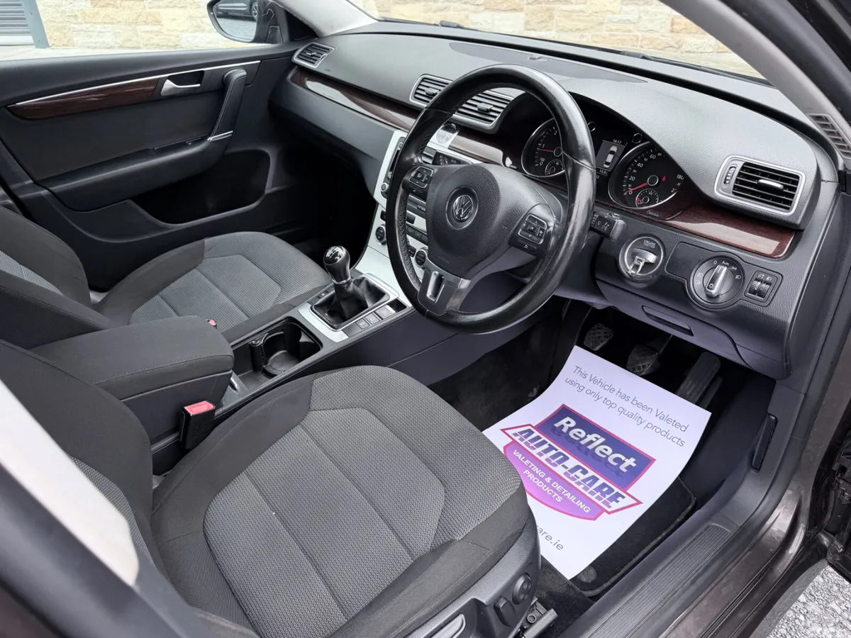 Volkswagen Passat Saloon, Diesel, 2014, Brown
