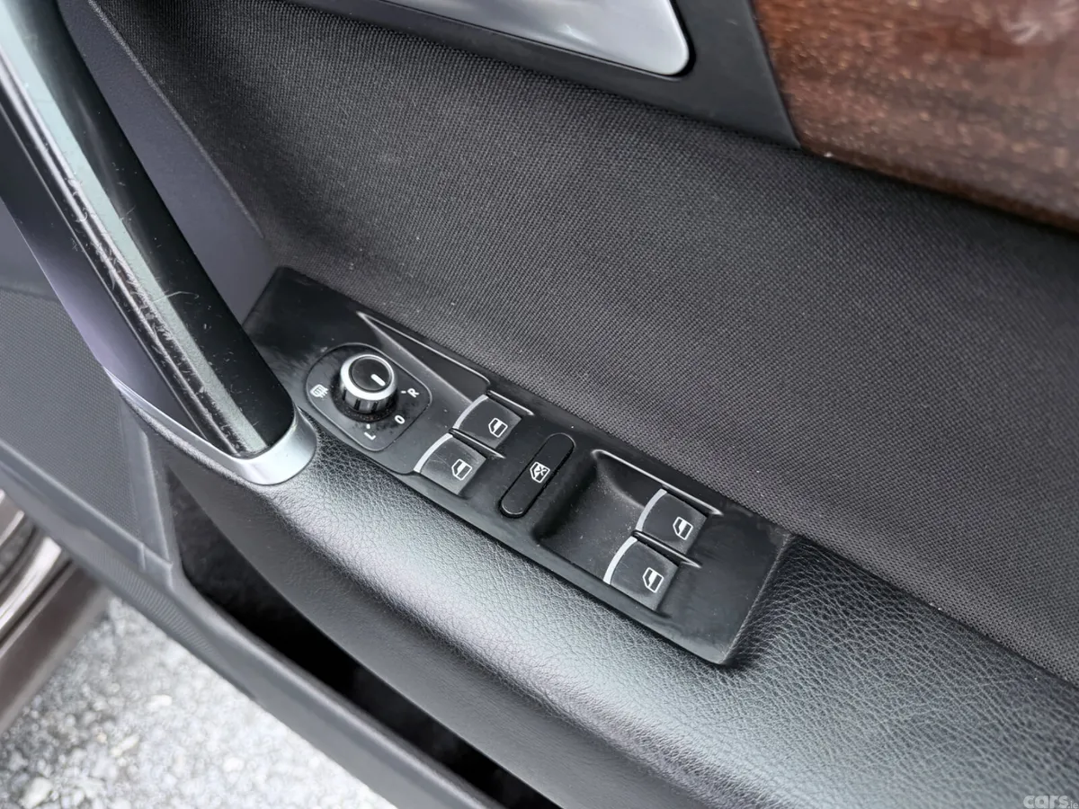 Volkswagen Passat Saloon, Diesel, 2014, Brown