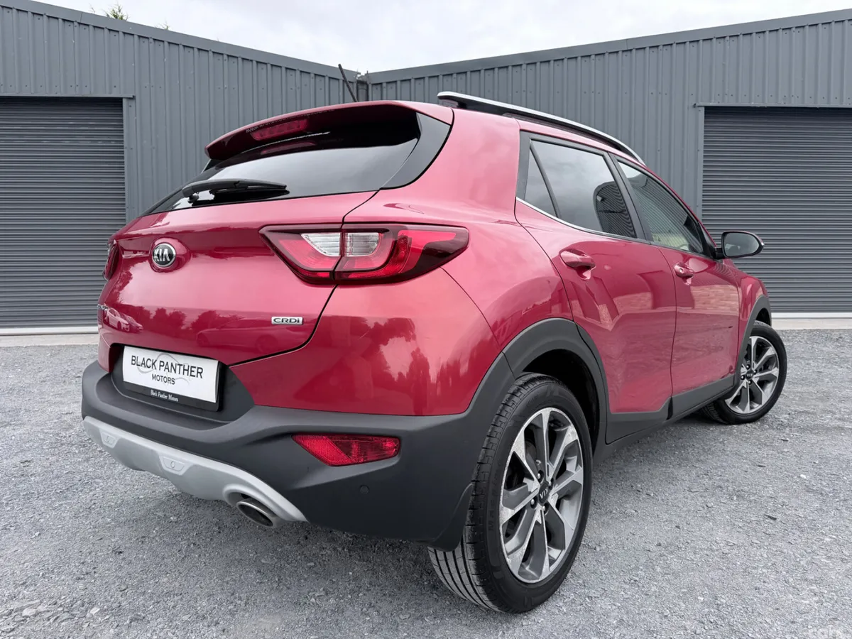 Kia Stonic Estate/Jeep, Diesel, 2019, Red