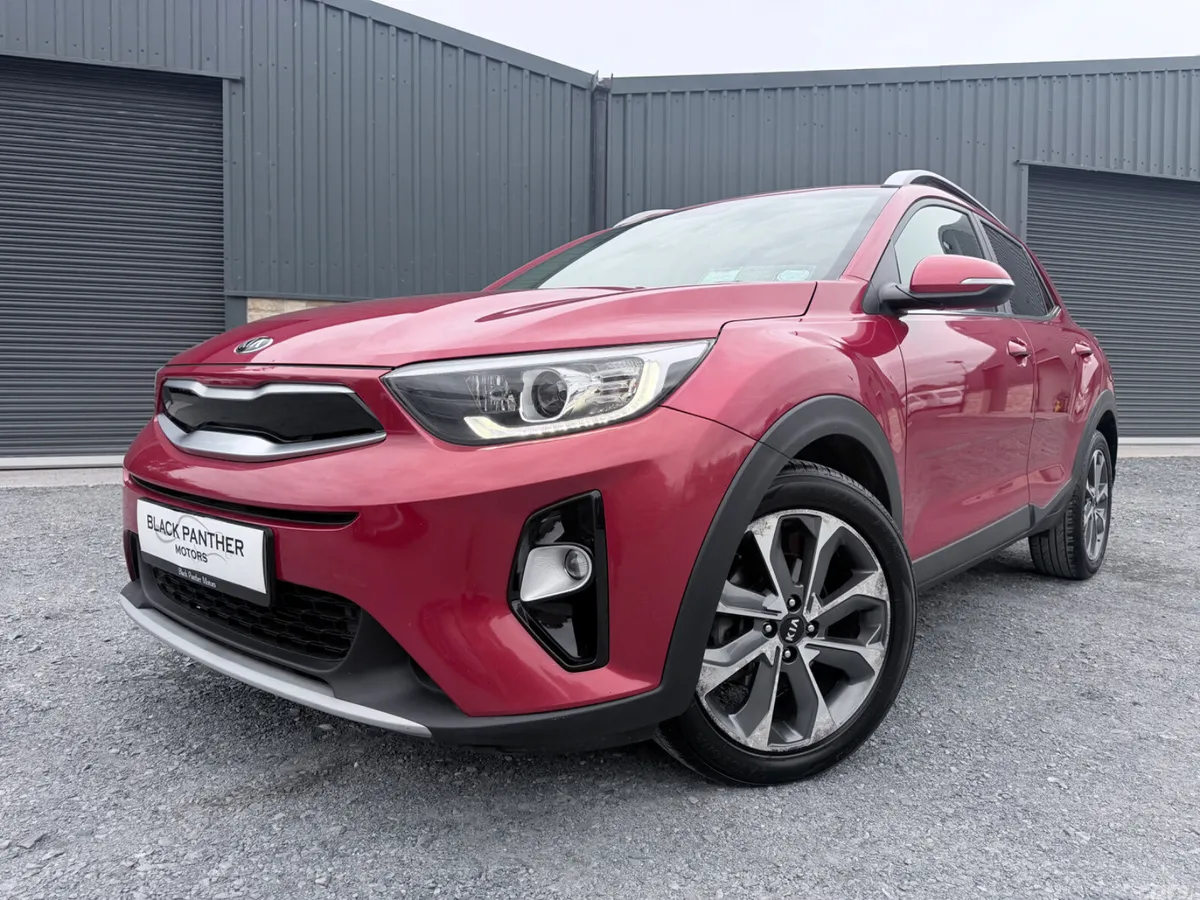Kia Stonic Estate/Jeep, Diesel, 2019, Red