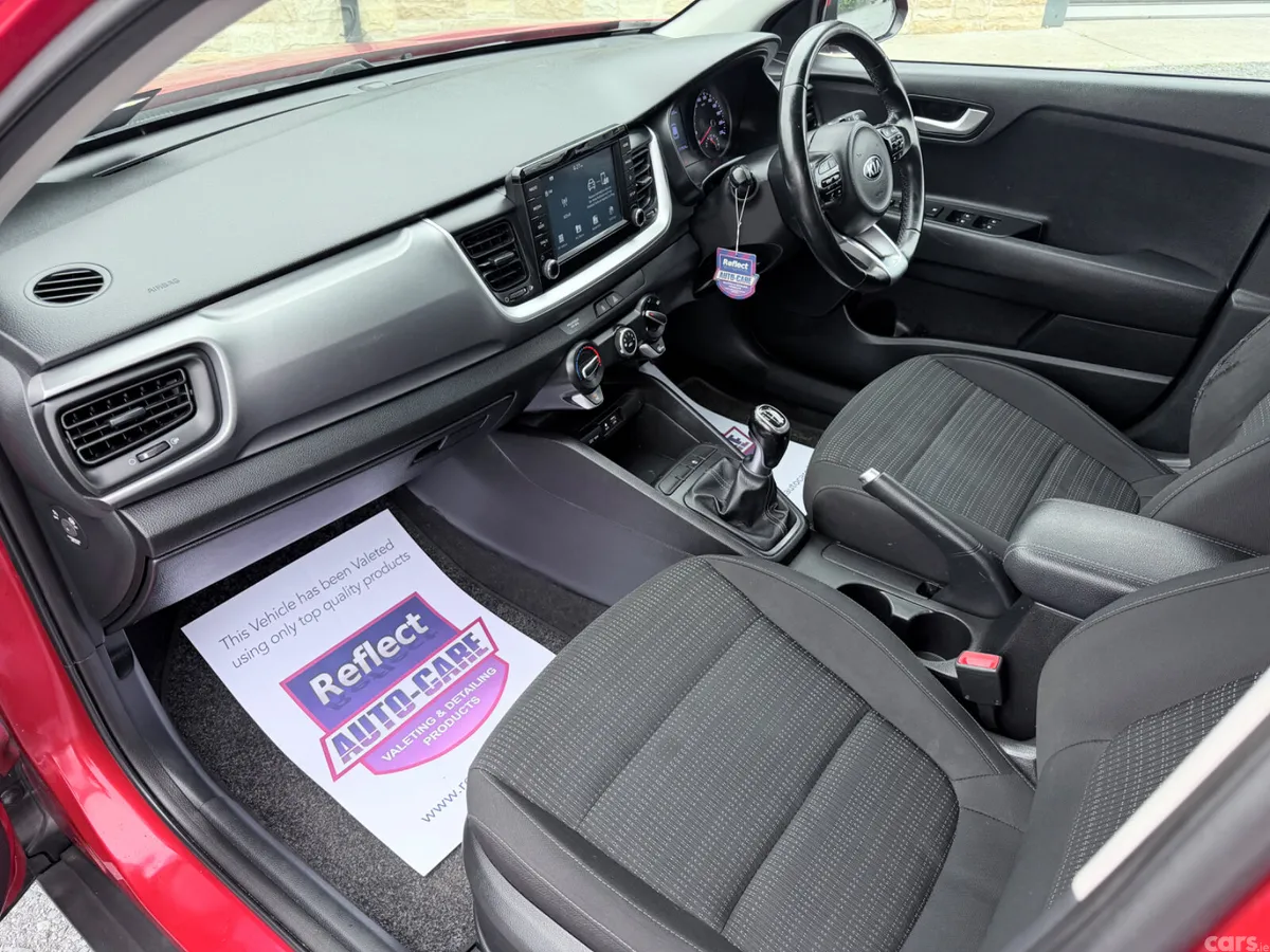 Kia Stonic Estate/Jeep, Diesel, 2019, Red