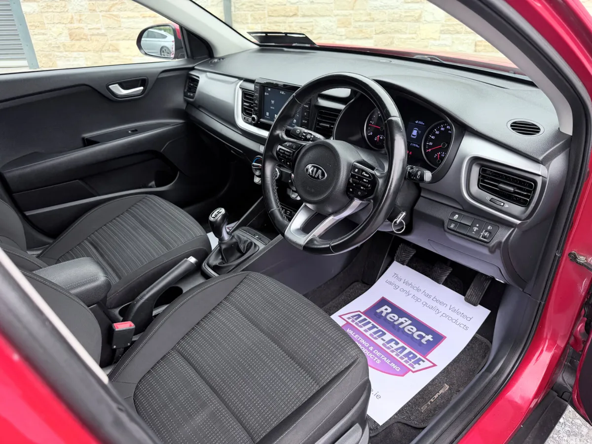 Kia Stonic Estate/Jeep, Diesel, 2019, Red