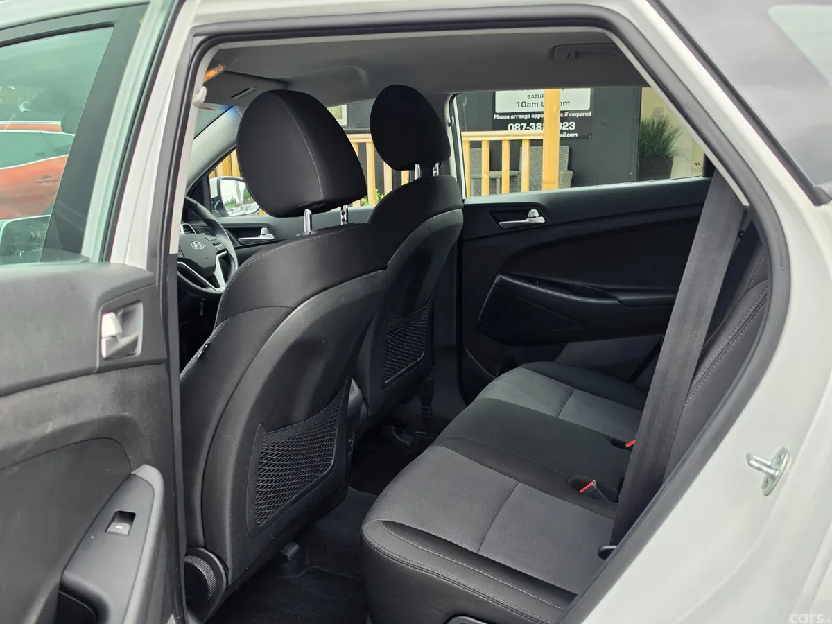 Hyundai Tucson SUV, Diesel, 2019, White