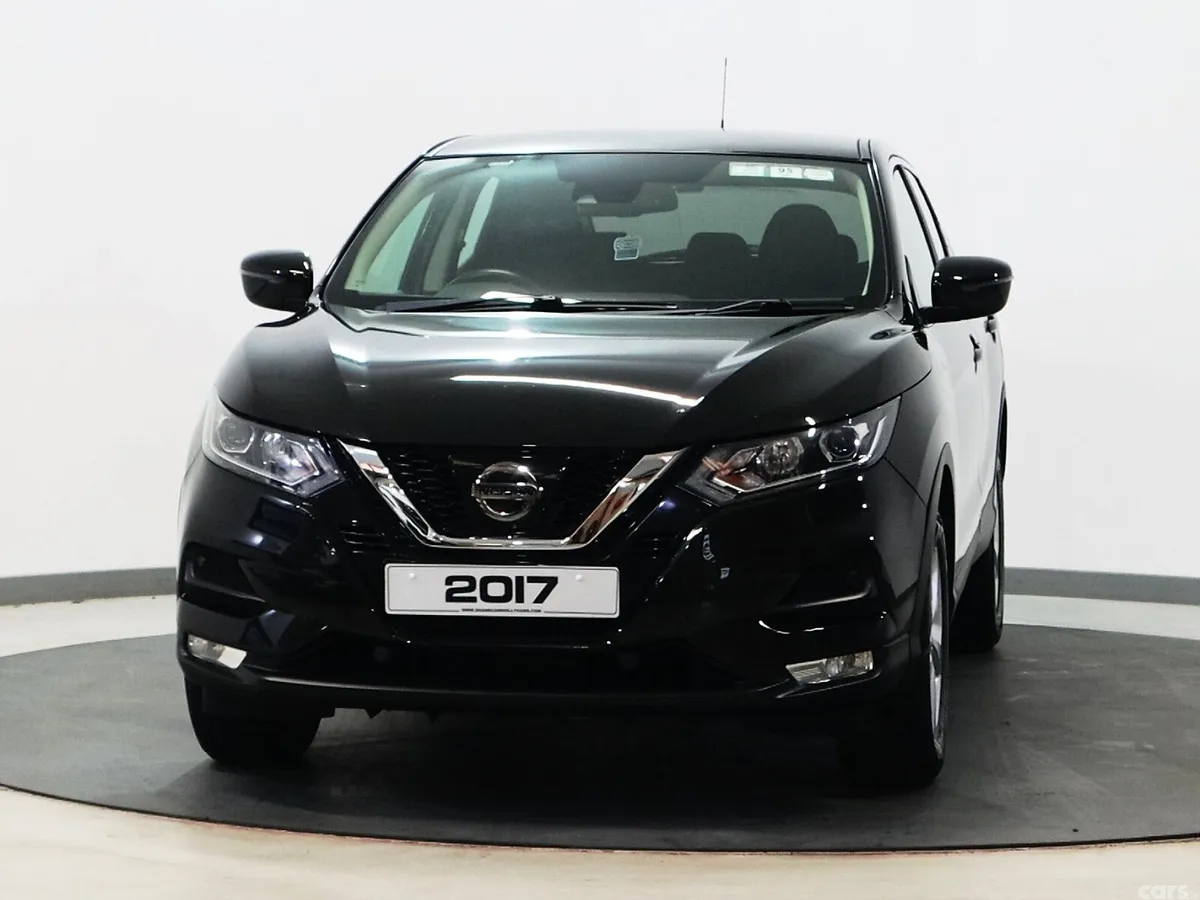 Nissan Qashqai SUV, Petrol, 2017, Black