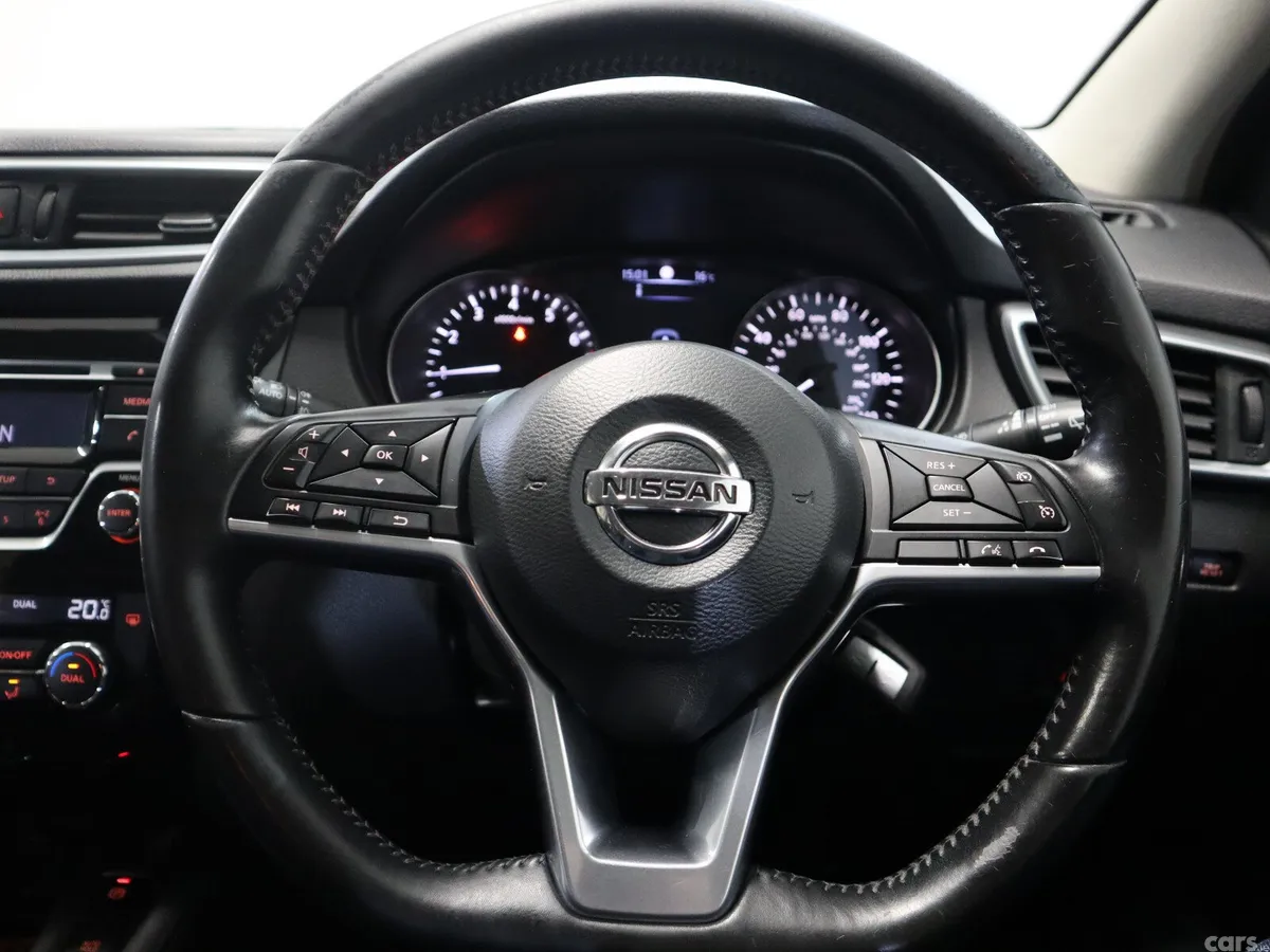 Nissan Qashqai SUV, Petrol, 2017, Black