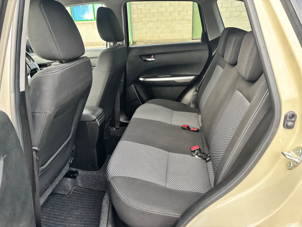Suzuki Vitara SUV, Petrol, 2022, White