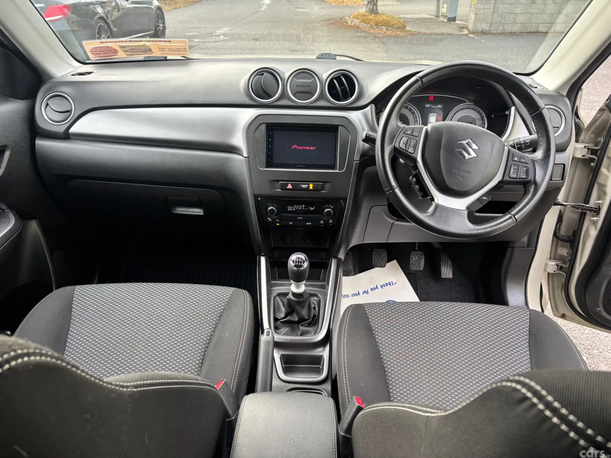 Suzuki Vitara SUV, Petrol, 2022, White