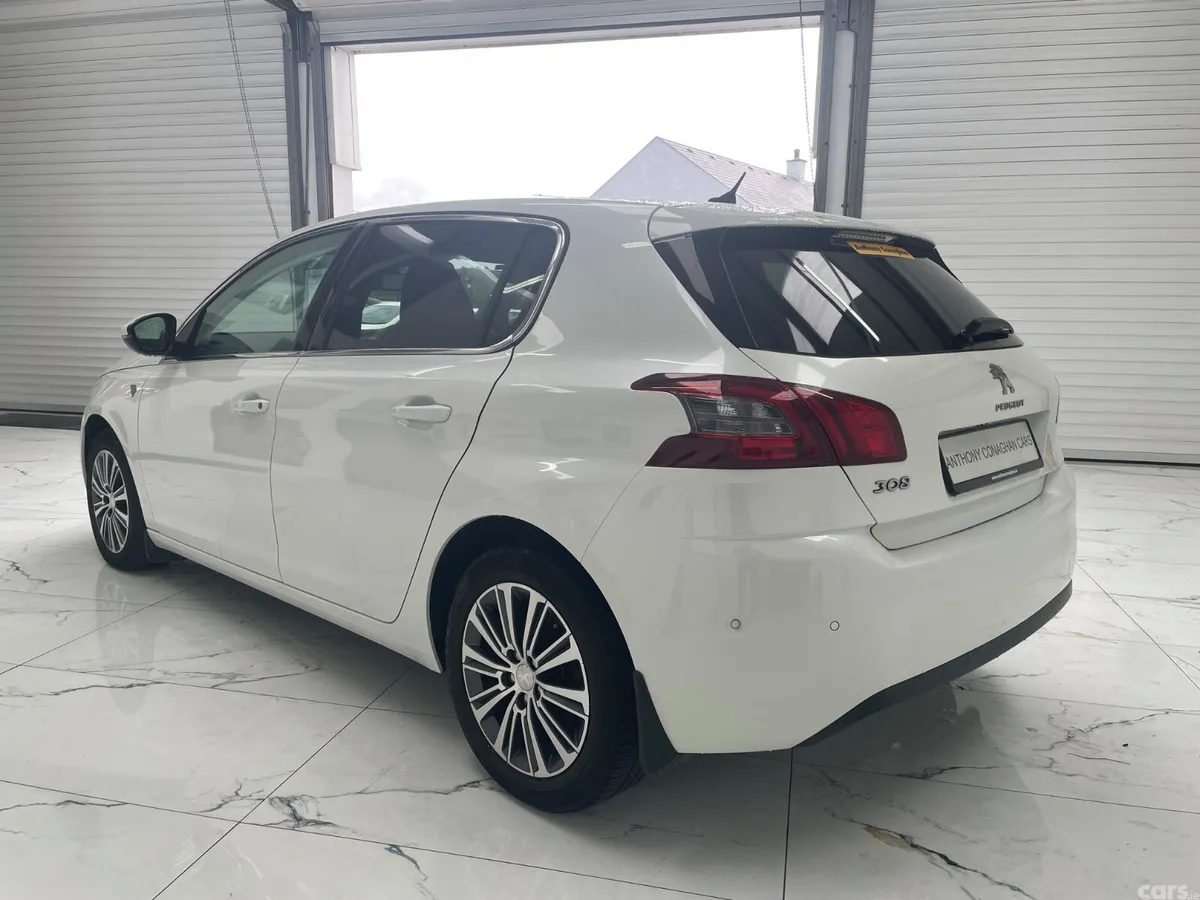 Peugeot 308 Hatchback, Diesel, 2021, White