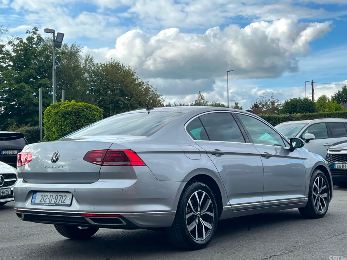 Volkswagen Passat Saloon, Diesel, 2021, Grey