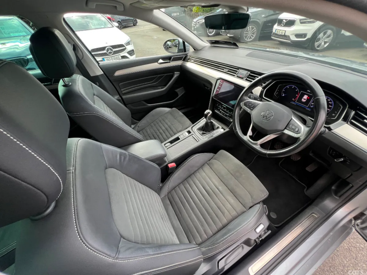 Volkswagen Passat Saloon, Diesel, 2021, Grey