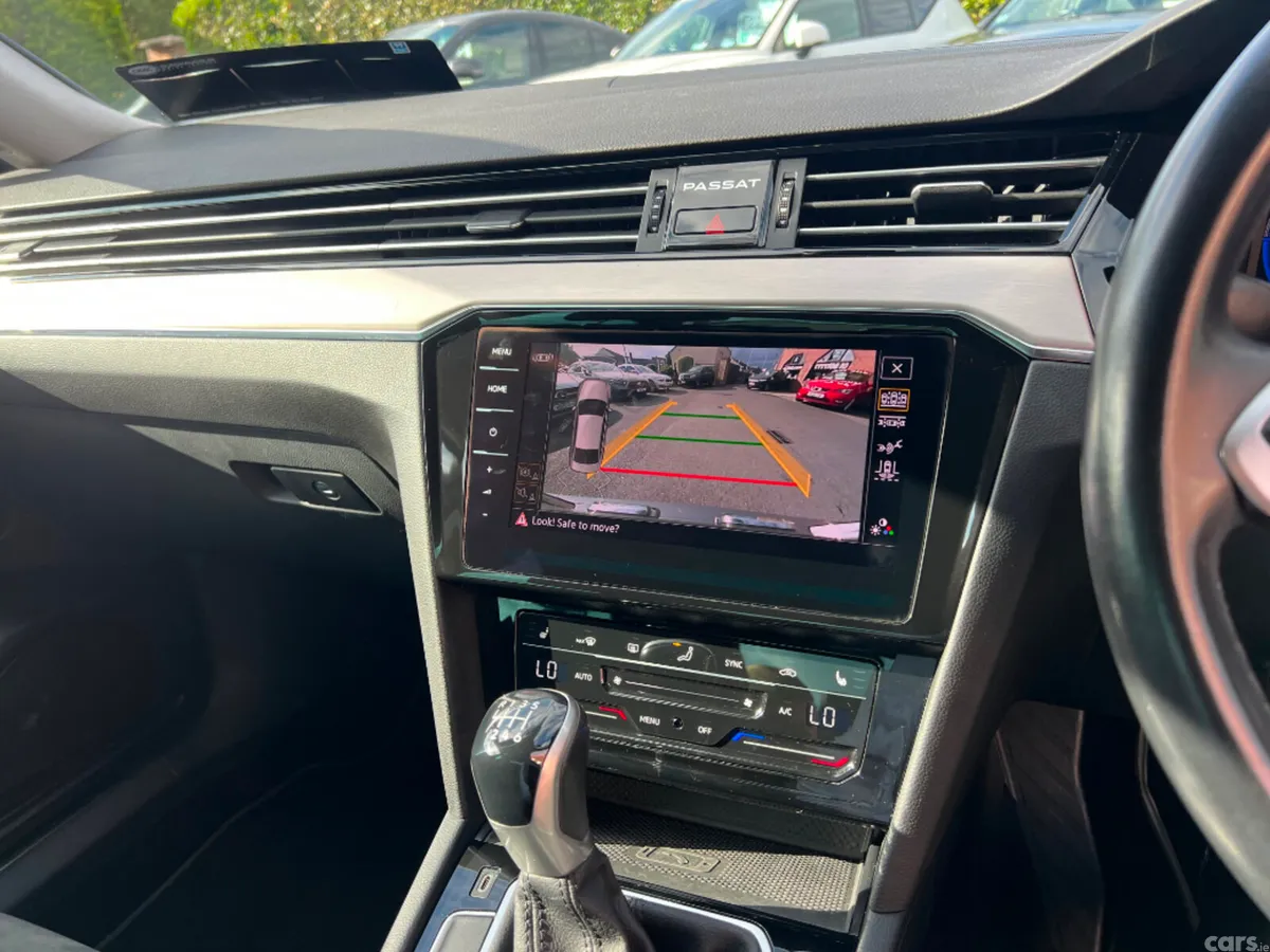 Volkswagen Passat Saloon, Diesel, 2021, Grey